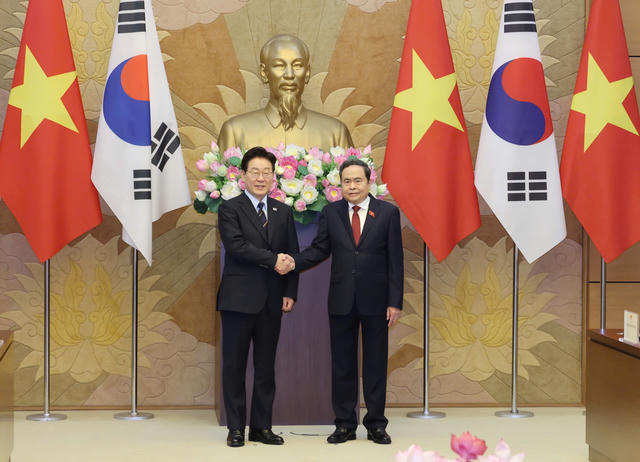 Chủ tịch Quốc hội Trần Thanh Mẫn hội kiến Tổng thống Hàn Quốc Lee Jae Myung
