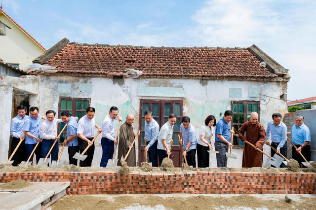 Những mái ấm nối dài tình đoàn kết lương - giáo ở Phát Diệm