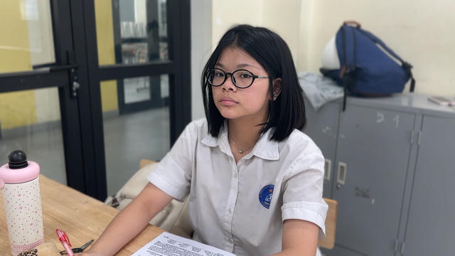Học sinh lớp 9 tăng tốc ôn thi trước cuộc đua vào lớp 10 công lập
