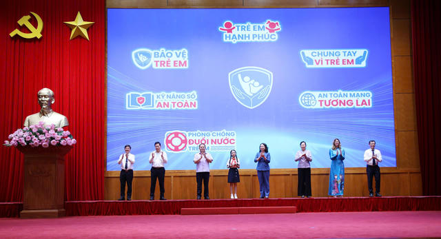 Tập trung triển khai đồng bộ các giải pháp bảo vệ trẻ em trên môi trường mạng