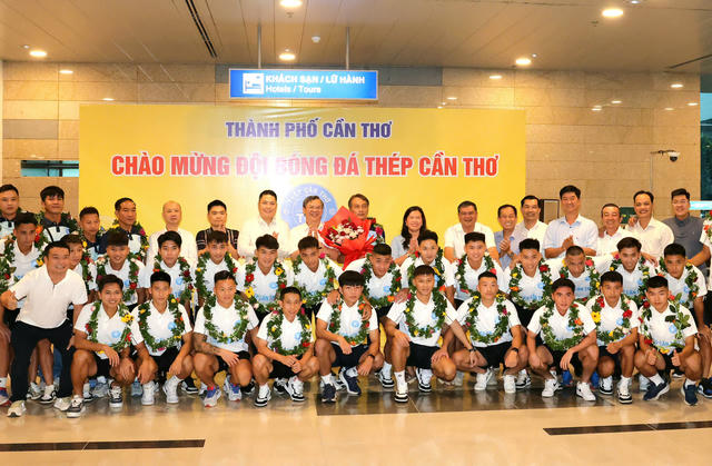 Cần Thơ có đội bóng đá chuyên nghiệp trở lại