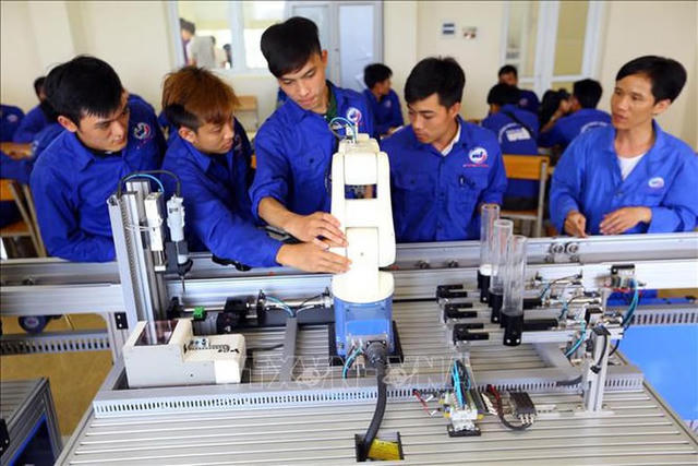 [SHORT] Công bố mức điểm thí sinh được nhận học bổng theo Nghị định 179