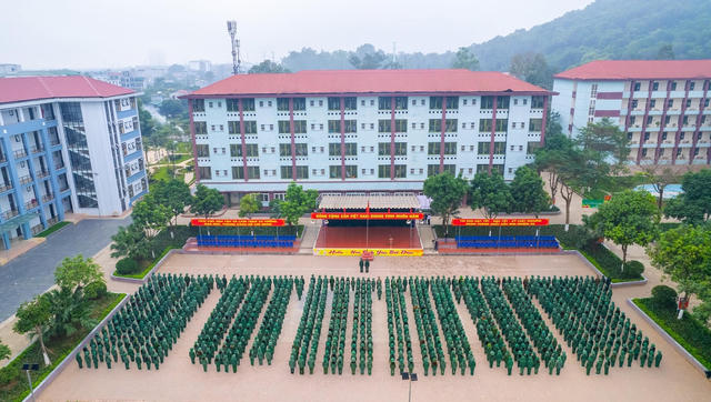 [SHORT] Không dạy, học môn Giáo dục quốc phòng và an ninh theo hình thức trực tuyến
