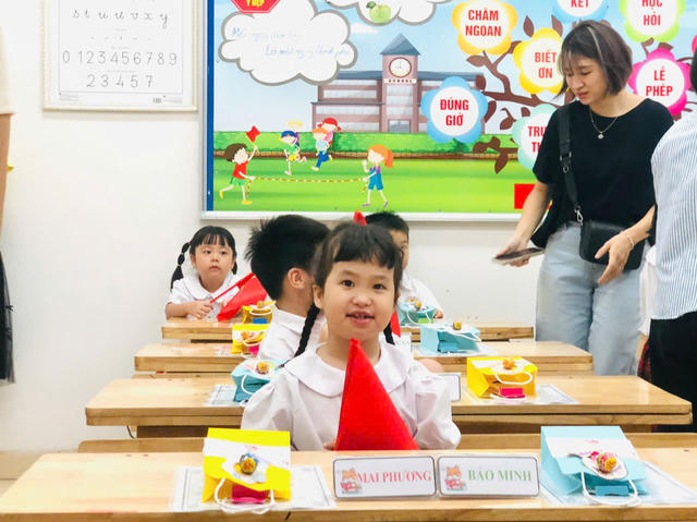 [SHORT] Bộ Giáo dục và Đào tạo sẽ cấm kiểm tra, đánh giá, phân loại để tuyển học sinh lớp 1?